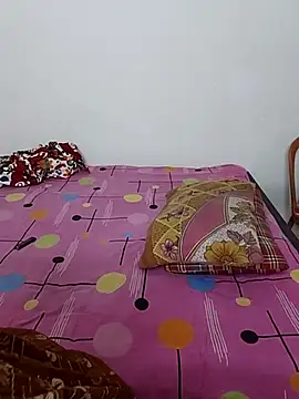 Snapshot of Cute-manisha chatting on July 15, 2:17 am Cute-manisha online show from July 15, 2:17 am