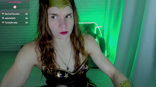 Snapshot of Lisa_Ray chatting on February 14, 4:37 am Lisa Ray online show from February 14, 4:37 am