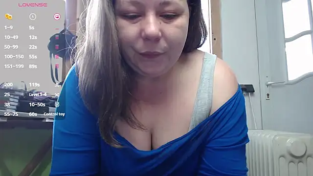 Snapshot of KasiaPrivat chatting on December 18, 10:08 am KasiaPrivat online show from December 18, 10:08 am