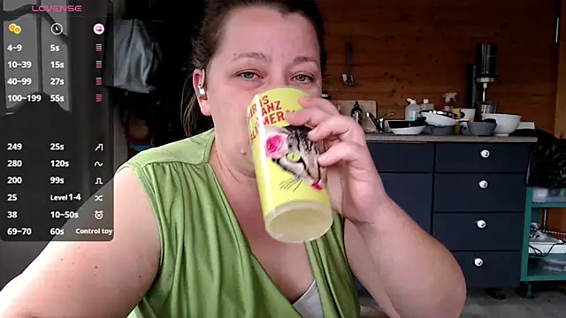 Snapshot of KasiaPrivat chatting on November 16, 12:11 pm KasiaPrivat online show from November 16, 12:11 pm