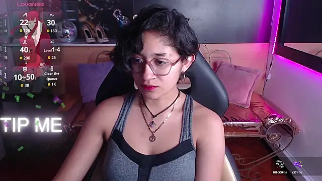 Snapshot of Lili_Gomez_ chatting on October 6, 12:35 pm Lili Gomez online show from October 6, 12:35 pm