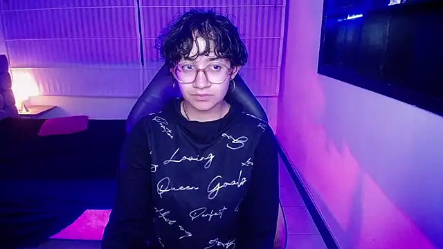 Snapshot of Lili_Gomez_ chatting on January 9, 11:02 am Lili Gomez online show from January 9, 11:02 am