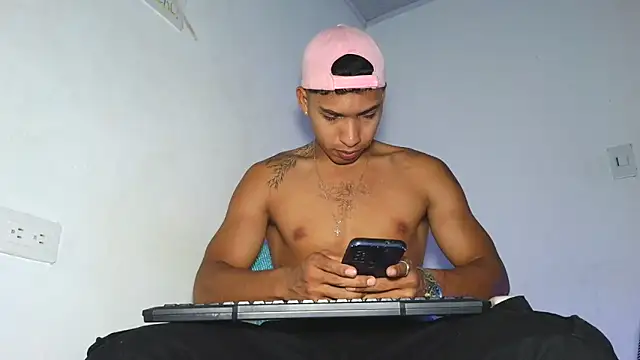 maximo vega newv online show from March 19, 8:35 pm