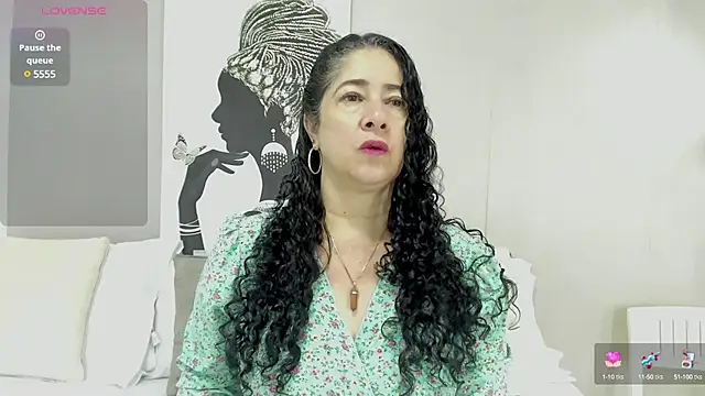 Snapshot of Adelesmithh chatting on February 19, 11:38 am Adelesmithh online show from February 19, 11:38 am