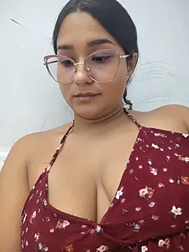 BrendaGirs online show from May 25, 1:55 am