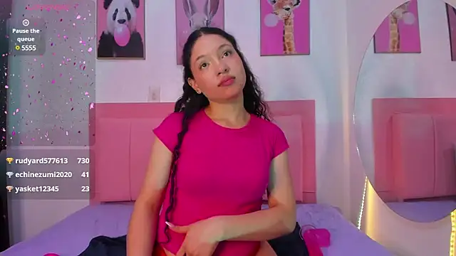 Snapshot of amandalee01 chatting on February 24, 1:42 pm amandalee01 online show from February 24, 1:42 pm