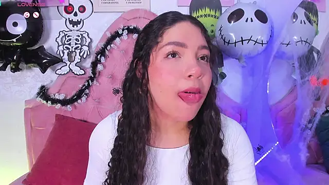 Snapshot of amandalee01 chatting on October 15, 7:36 pm amandalee01 online show from October 15, 7:36 pm