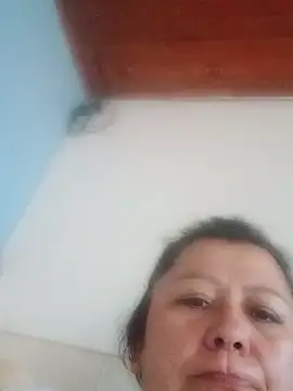 Snapshot of Darly_Gomez chatting on January 13, 12:13 pm Darly Gomez online show from January 13, 12:13 pm