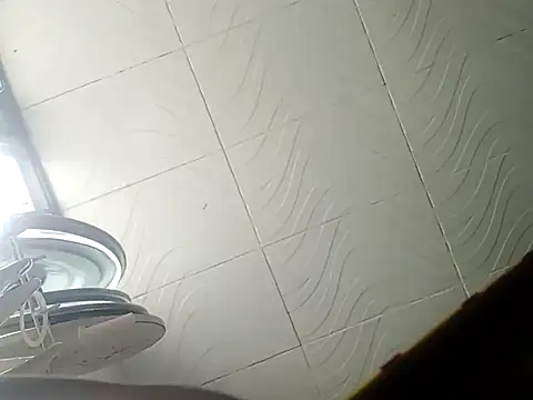 Snapshot of Darly_Gomez chatting on February 8, 8:21 pm Darly Gomez online show from February 8, 8:21 pm