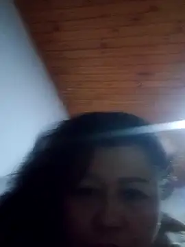 Snapshot of Darly_Gomez chatting on February 15, 12:15 am Darly Gomez online show from February 15, 12:15 am