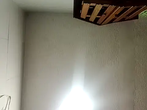 Snapshot of Darly_Gomez chatting on February 15, 12:22 pm Darly Gomez online show from February 15, 12:22 pm