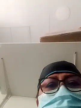 Snapshot of Darly_Gomez chatting on March 3, 1:09 pm Darly Gomez online show from March 3, 1:09 pm