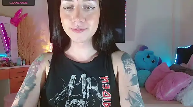 Snapshot of karla_zambrano chatting on December 5, 12:19 am karla zambrano online show from December 5, 12:19 am