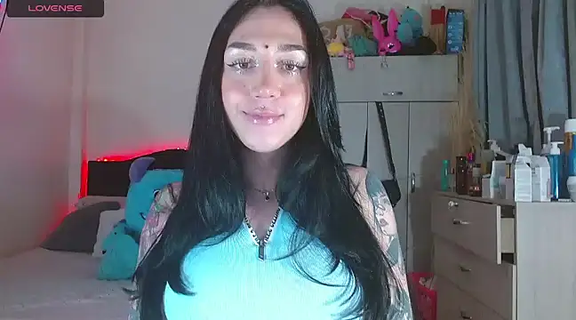 Snapshot of karla_zambrano chatting on February 27, 1:59 am karla zambrano online show from February 27, 1:59 am