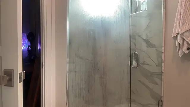 69woodinson online show from December 21, 2:24 pm