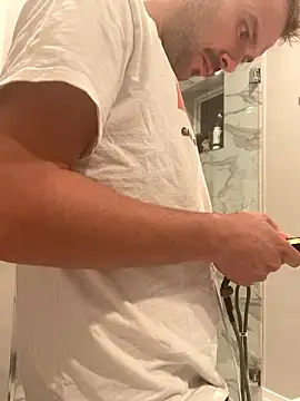 69woodinson online show from January 18, 4:05 am