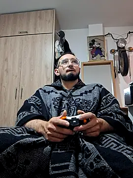 Nene1325 online show from January 6, 10:45 pm