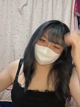 Snapshot of YUNA-yuna chatting on February 13, 1:59 pm YUNA-yuna online show from February 13, 1:59 pm