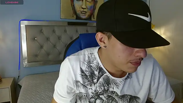 Snapshot of Jheidertwink chatting on February 7, 3:34 am Jheidertwink online show from February 7, 3:34 am