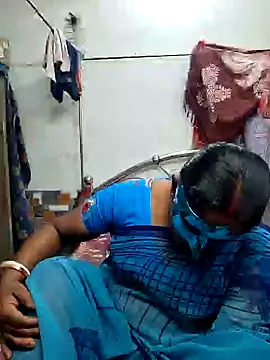 Real Desi Couple online show from December 17, 5:04 pm