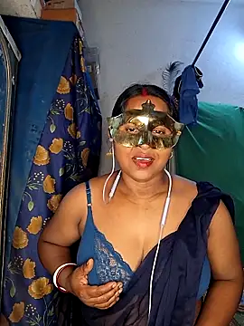 Snapshot of Real_Desi_Couple chatting on April 19, 5:34 pm Real Desi Couple online show from April 19, 5:34 pm