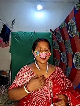 Snapshot of Real_Desi_Couple chatting on April 25, 4:59 pm Real Desi Couple online show from April 25, 4:59 pm
