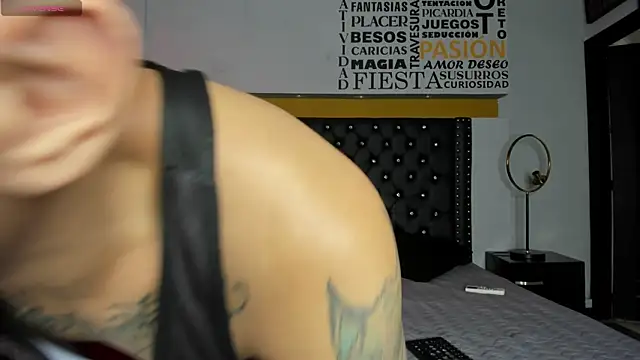 JoshMillerr  online show from February 28, 7:56 pm