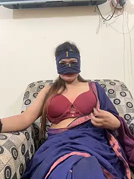 HoneyBearCpl online show from March 22, 7:53 pm