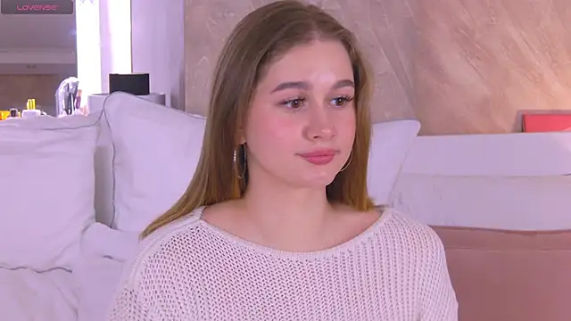 Snapshot of EllieHayes chatting on March 1, 1:43 am EllieHayes online show from March 1, 1:43 am