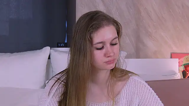 Snapshot of EllieHayes chatting on September 8, 2:16 pm EllieHayes online show from September 8, 2:16 pm