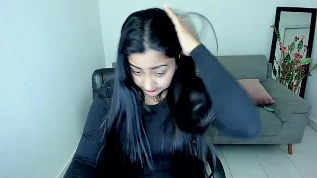 Snapshot of Adele_Sweett chatting on November 20, 10:37 am Adele Sweett online show from November 20, 10:37 am