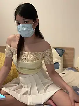 lululu-sweet online show from December 17, 4:32 pm