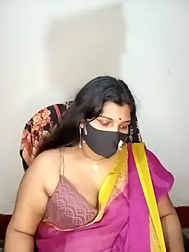 Snapshot of Hot-Angel_ chatting on January 2, 3:05 am Hot-Angel online show from January 2, 3:05 am