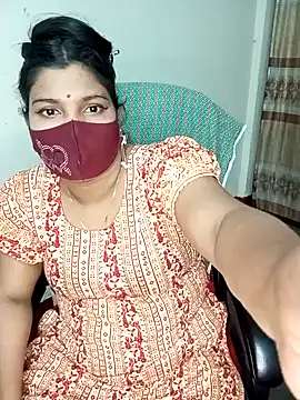 Snapshot of Hot-Angel_ chatting on January 18, 12:24 am Hot-Angel online show from January 18, 12:24 am