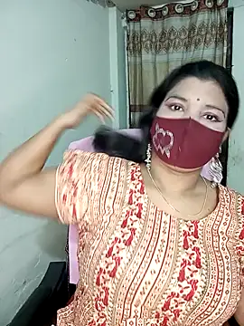 Snapshot of Hot-Angel_ chatting on February 4, 1:02 am Hot-Angel online show from February 4, 1:02 am