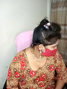 Snapshot of Hot-Angel_ chatting on February 9, 3:22 am Hot-Angel online show from February 9, 3:22 am