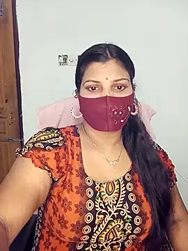 Snapshot of Hot-Angel_ chatting on October 31, 3:35 pm Hot-Angel online show from October 31, 3:35 pm