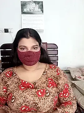 Hot-Angel  online show from April 14, 1:11 am