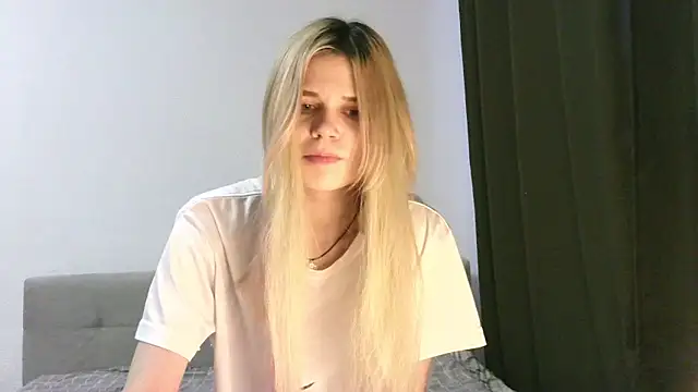 Steph Cutey online show from December 17, 12:00 pm