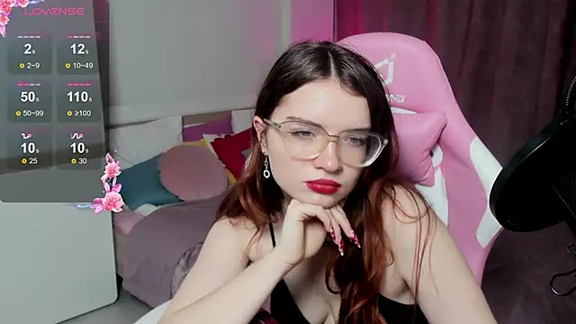 Sonya Glen online show from February 24, 11:30 pm