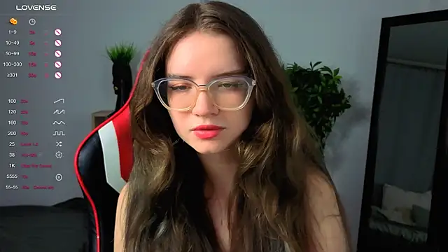 Sonya Glen online show from September 13, 8:30 pm