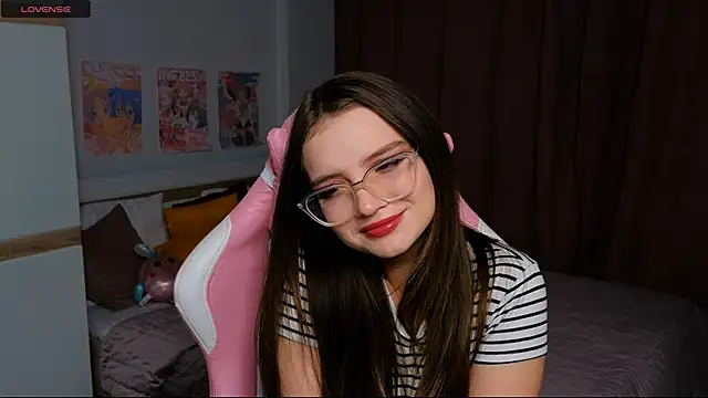 Sonya Glen online show from November 23, 10:09 pm