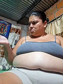 Snapshot of chubby_sexy_big_tits chatting on February 20, 1:36 am chubby sexy big tits online show from February 20, 1:36 am