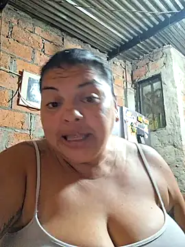 Snapshot of chubby_sexy_big_tits chatting on February 26, 12:16 am chubby sexy big tits online show from February 26, 12:16 am