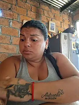 Snapshot of chubby_sexy_big_tits chatting on March 11, 2:18 pm chubby sexy big tits online show from March 11, 2:18 pm