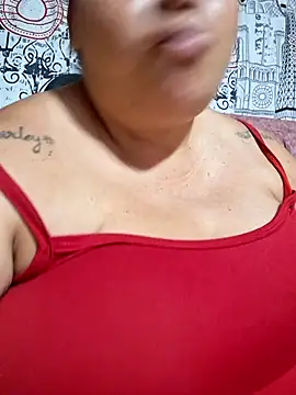 Snapshot of chubby_sexy_big_tits chatting on September 20, 12:11 am chubby sexy big tits online show from September 20, 12:11 am