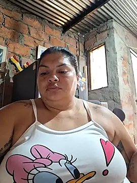Snapshot of chubby_sexy_big_tits chatting on October 13, 12:38 pm chubby sexy big tits online show from October 13, 12:38 pm
