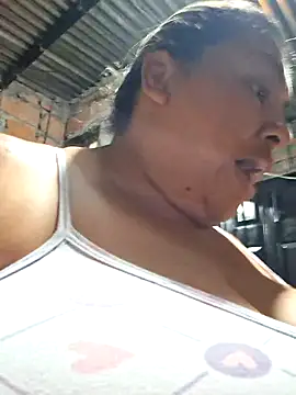 Snapshot of chubby_sexy_big_tits chatting on October 17, 12:14 am chubby sexy big tits online show from October 17, 12:14 am