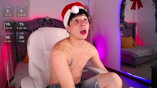 JustinMiller   online show from December 20, 5:36 am