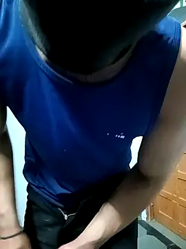 jaiwrld0 online show from February 12, 7:13 pm